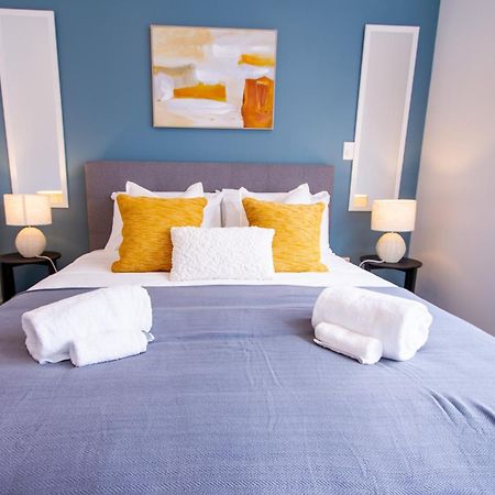 Glamorous 2 Bed Cbd Townhouse W/King Bed 크라이스트처치 외부 사진