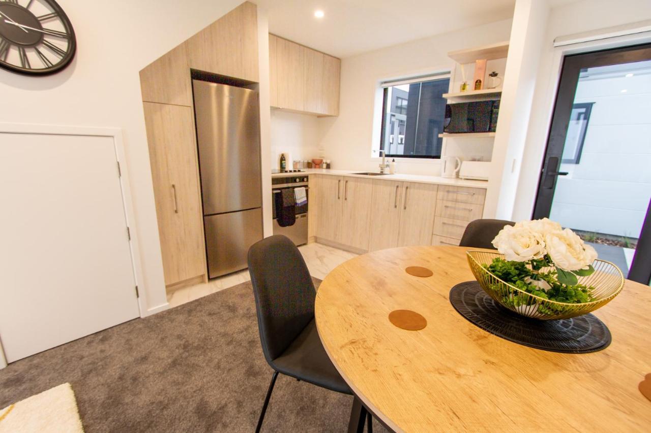 Glamorous 2 Bed Cbd Townhouse W/King Bed 크라이스트처치 외부 사진